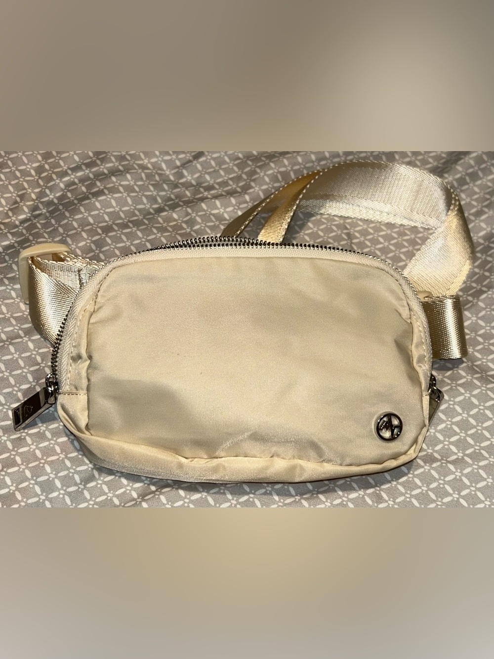 Neutral Cream Crossbody Belt Bag with Strap